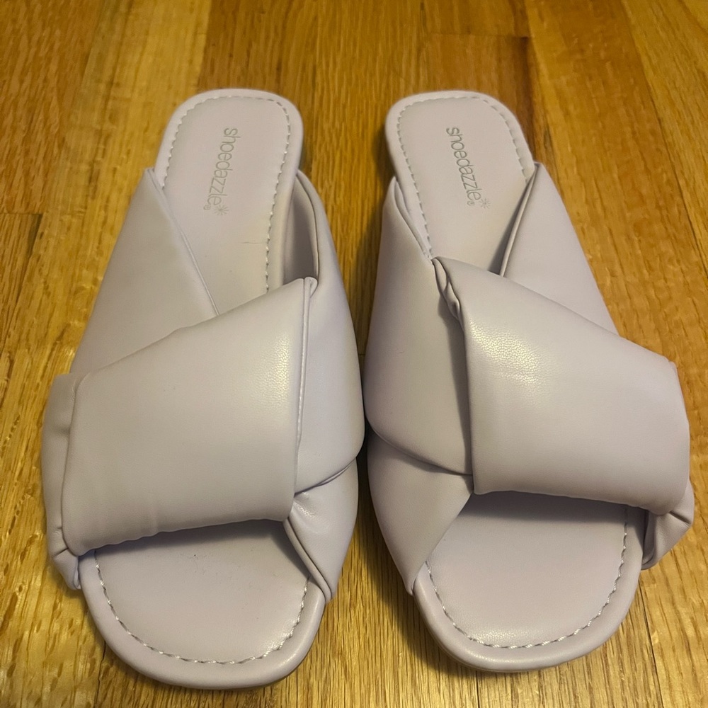 Shoe Dazzle Women's Light Purple Slide Sandals
